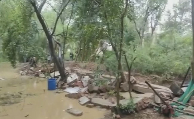 9 Dead In Wall Collapse Due to Heavy Rain In Lucknow, City Waterlogged