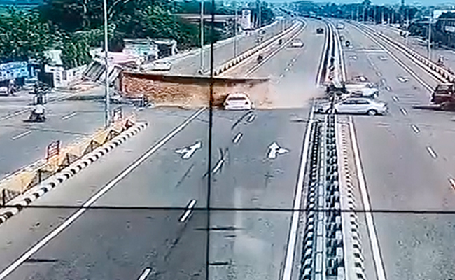 Video: 3 Killed In Punjab As Loaded Trailer Loses Balance, Crushes Car