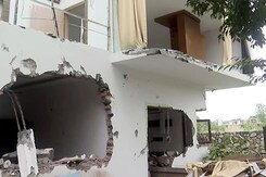 Uttarakhand Teen's Family Asks Why Resort Was Razed, Refuses Cremation Uttarakhand Teen's Family Asks Why Resort Was Razed, Refuses Cremation