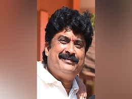 कर्नाटक: अपनी ही कर्मचारी के यौन उत्पीड़न के आरोप में कांग्रेस नेता गिरफ्तार कर्नाटक: अपनी ही कर्मचारी के यौन उत्पीड़न के आरोप में कांग्रेस नेता गिरफ्तार