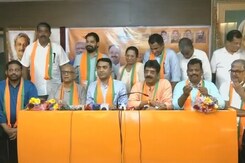 8 Of 11 Goa Congress MLAs Join BJP: "Congress <i>Chhoro</i>, BJP <i>Ko Jodo</i>" 8 Of 11 Goa Congress MLAs Join BJP: "Congress <i>Chhoro</i>, BJP <i>Ko Jodo</i>"