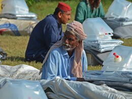 90,000 People Treated In 1 Day For Water-Borne Diseases Amid Pak Floods 90,000 People Treated In 1 Day For Water-Borne Diseases Amid Pak Floods