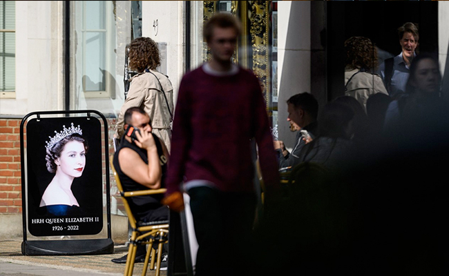 No Movies. No McDonald's. Britain Shuts for Queen's Funeral