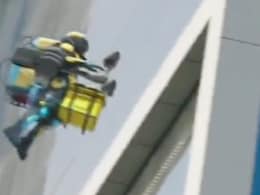Viral Video: Food Delivery Agent Flies Up A High-Rise Building To Deliver Food