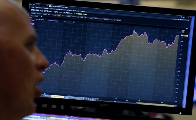 US Tech-Focused Hedge Funds Brace For Heavy Losses Amid Market Slide