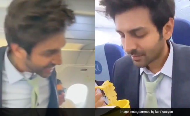 Viral: Kartik Aaryan Flies Economy, Wins Hearts On The Internet