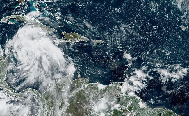 In Pics: Hurricane Ian Leaves Cuba Without Power, Takes Aim At Florida