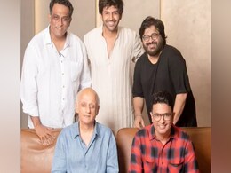 अब कार्तिक आर्यन करने जा रहे हैं 'आशिकी', वीडियो शेयर कर बोले- अब तेरे बिन जी लेंगे हम अब कार्तिक आर्यन करने जा रहे हैं 'आशिकी', वीडियो शेयर कर बोले- अब तेरे बिन जी लेंगे हम