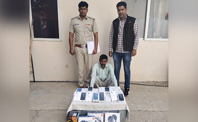 फरीदाबाद : कूरियर कंपनी का लाखों का सामान चुरा ले गया था ड्राइवर, पुलिस ने आरोपी को दबोचा