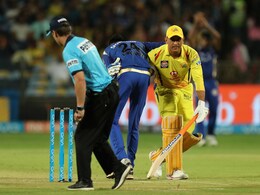 Monty Panesar Shares Old MS Dhoni Video, Tells Batters "This Is How You Back Up"