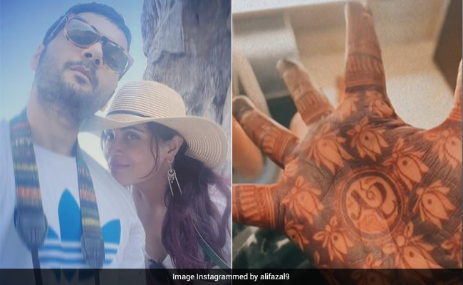Richa Chadha Offers A Glimpse Of Her <i>Mehendi</i>. Can You Spot Ali Fazal's Name In It?