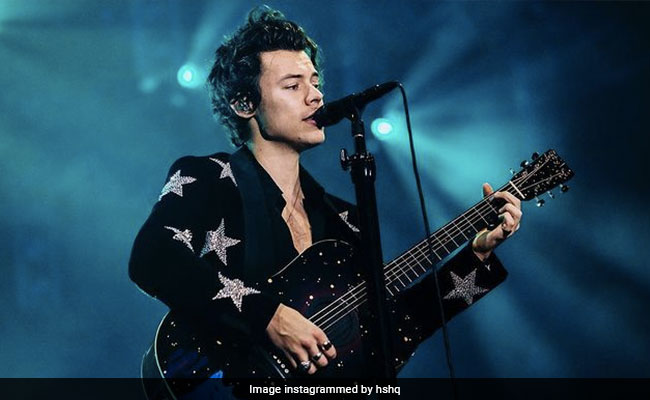 British Singers Harry Styles, Ed Sheeran Raise Funds For WHO In Ukraine