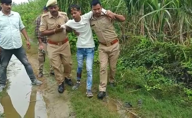 Watch: Accused In UP Rape-Murder Of Dalit Teen Sisters Was Shot In Leg By Cops