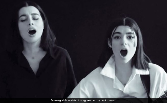 Amid Anti-Hijab Protests, Iranian Sisters' Persian Version Of <i>Bella Ciao</i> Amazes Internet