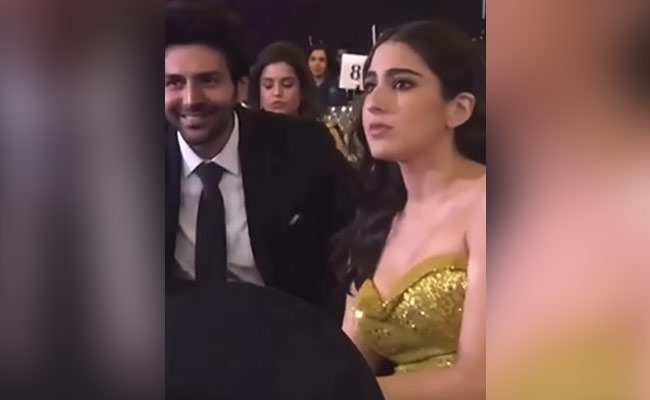 Viral: Kartik Aaryan And Sara Ali Khan Spotted Chatting At Award Show