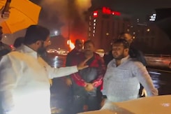 Eknath Shinde's Night Halt At Highway To Help Man Whose Car Caught Fire Eknath Shinde's Night Halt At Highway To Help Man Whose Car Caught Fire
