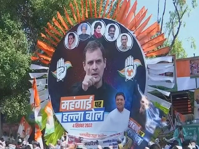 "Mehangai Par Halla Bol": Congress Rally Against Price Rise In Delhi Today