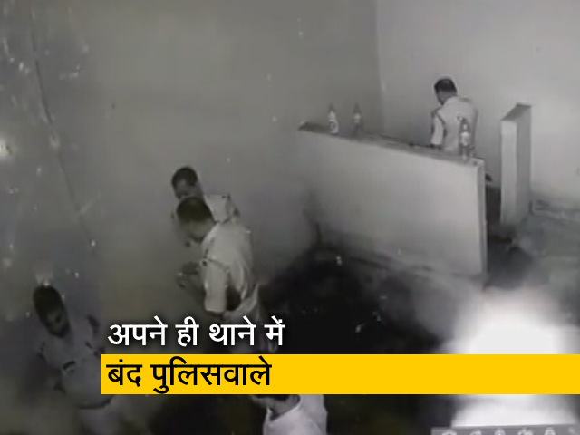 बिहार : नवादा SP ने 5 पुलिसवालों को हाजत में किया था बंद, एसोसिएशन ने की कार्रवाई की मांग