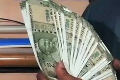Rupee Collapses To Record Low, Reflecting A Wider Currency Market Crisis Rupee Collapses To Record Low, Reflecting A Wider Currency Market Crisis