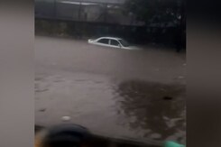Vehicles Submerged, Homes Flooded As Heavy Rain Hits Pune Vehicles Submerged, Homes Flooded As Heavy Rain Hits Pune