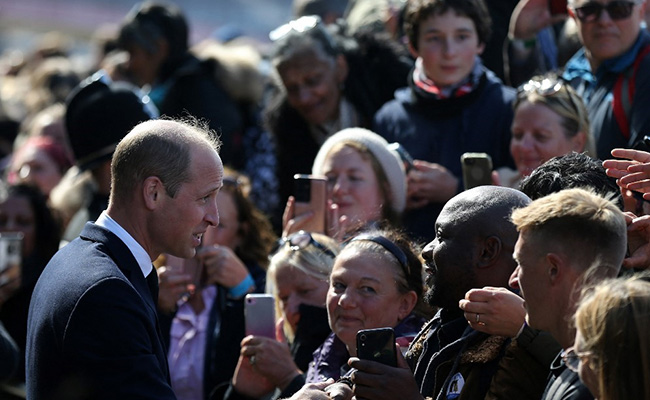 Video: King Charles, Prince William Meet Massive Queue For Queen's Coffin