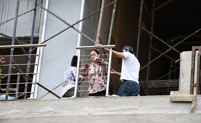 Pics: Alia Bhatt And Ranbir Kapoor Inspect Construction Of Their New House