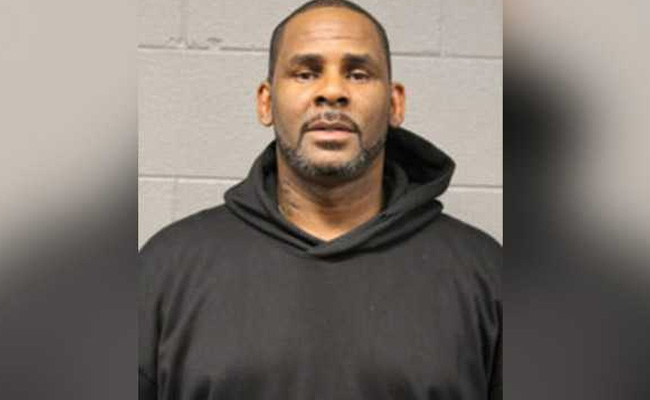 अमेरिकी सिंगर R Kelly चाइल्ड पोर्नोग्राफी के मामले में दोषी करार, हुई 30 साल की जेल