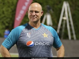 IND vs AUS: "मुझे फैंस पर तरस आता है", ऑस्ट्रेलियाई दिग्गज मैथ्यू हेडन ने इंदौर पिच की आलोचना करते हुए कहा IND vs AUS: "मुझे फैंस पर तरस आता है", ऑस्ट्रेलियाई दिग्गज मैथ्यू हेडन ने इंदौर पिच की आलोचना करते हुए कहा