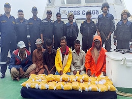 6 Pakistanis Arrested Off Gujarat Coast With Drugs Worth Over Rs 200 Crore 6 Pakistanis Arrested Off Gujarat Coast With Drugs Worth Over Rs 200 Crore