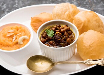 Use Ashtami-Special Leftover Kale Chane To Make These Recipes For The Next Meal Use Ashtami-Special Leftover Kale Chane To Make These Recipes For The Next Meal