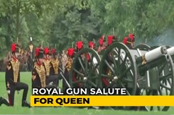 Royal Gun Salute For Queen, 96 Rounds To Mark Each Year Of Her Life Royal Gun Salute For Queen, 96 Rounds To Mark Each Year Of Her Life