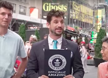 Watch: Bloggers Set World Record By Visiting The Most Number Of Fast-Food Restaurants Watch: Bloggers Set World Record By Visiting The Most Number Of Fast-Food Restaurants