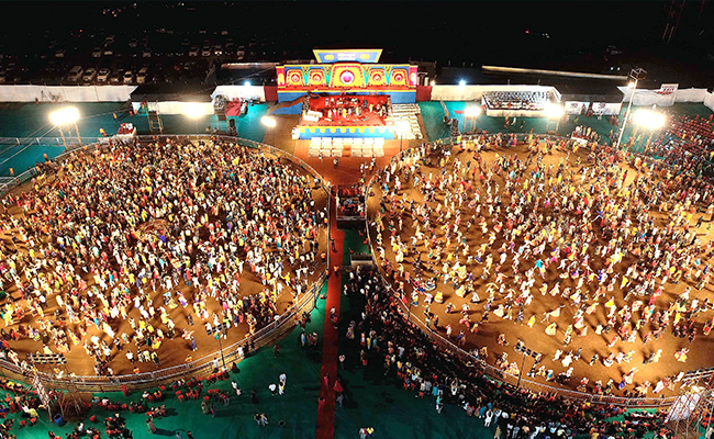 Group Enters Garba Event In Gujarat, Throws Stones, 6 Injured: Police