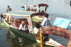 1.62 Crore Tourists Visited Jammu And Kashmir This Year, Highest Since Independence 1.62 Crore Tourists Visited Jammu And Kashmir This Year, Highest Since Independence