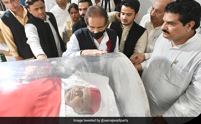 Mulayam Singh Yadav's State Funeral Shortly At His Native Saifai In UP