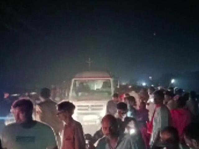 22 Pilgrims, All Women And Children, Dead As Tractor Falls In Kanpur Pond