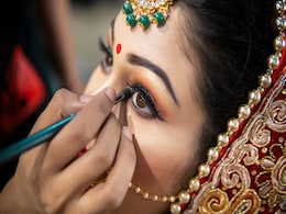 Beauty tips : छठ पूजा पर ऐसे करें खुद को रेडी, ये रहे आसान makeup tips Beauty tips : छठ पूजा पर ऐसे करें खुद को रेडी, ये रहे आसान makeup tips