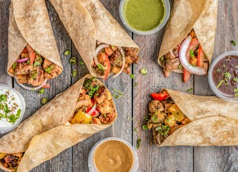 Sushi Tacos, Idli Pasta And More: 5 Fusion Snacks For Ultimate Weekend Indulgence Sushi Tacos, Idli Pasta And More: 5 Fusion Snacks For Ultimate Weekend Indulgence