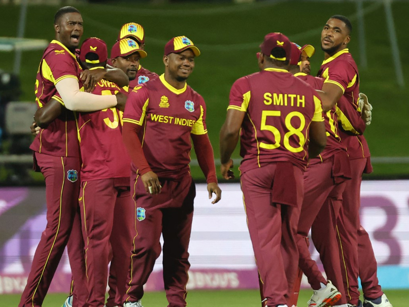 T20 WC :  दो बार की विश्व कप विजेता वेस्टइंडीज़ आयरलैंड से हारकर टूर्नामेंट से हुई बाहर