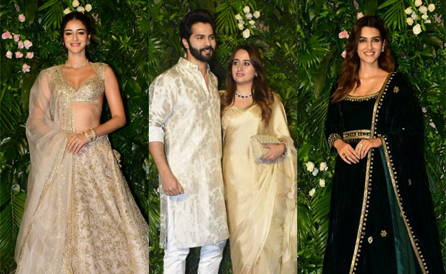 Diwali 2022: At Kriti Sanon's Party, <i>Bhediya</i> Co-Star Varun Dhawan, Ananya Panday And Other Stars