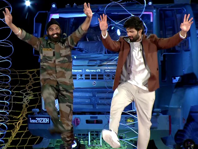 Jai Jawan With Vijay Deverakonda: Actor And Soldiers Perform Together