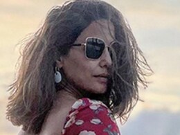 Hina Khan's In-Flight Meal Is Giving Us Ultimate Breakfast Goal - See Pic Hina Khan's In-Flight Meal Is Giving Us Ultimate Breakfast Goal - See Pic