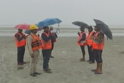 7 Killed, Thousands Evacuated As Cyclone Sitrang Hits Bangladesh 7 Killed, Thousands Evacuated As Cyclone Sitrang Hits Bangladesh