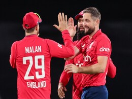 इंग्लैंड ऑलराउंडर क्रिस वोक्स ने IPL Auction से खुद को अलग करने को लेकर बताई असली वजह इंग्लैंड ऑलराउंडर क्रिस वोक्स ने IPL Auction से खुद को अलग करने को लेकर बताई असली वजह