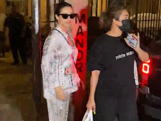 Malaika And Amrita Arora's Fam Jam At Mom Joyce's House