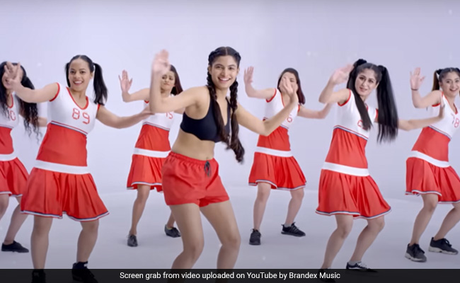 'मोदी जी की बेटी' ने किया शानदार डांस, कभी बॉक्सर तो कभी डॉक्टर बन दिखाया अपना अलग अंदाज