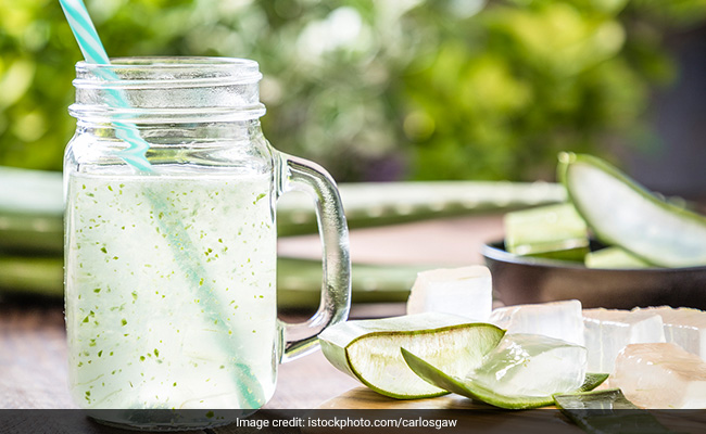 Aloe vera juice stabilises blood sugar levels and supports healthy digestion