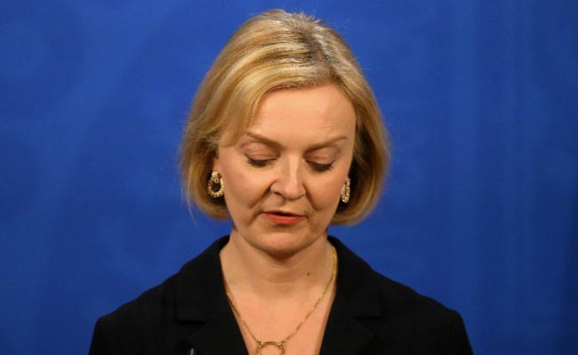 "London To Anywhere": Ryanair Issues Boarding Pass After Liz Truss Quits As UK Prime Minister