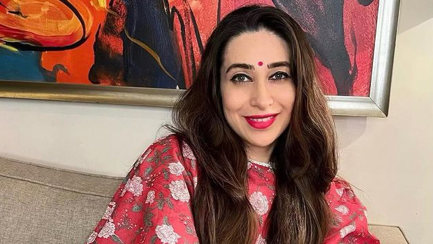 करिश्मा कपूर को बेहद पसंद है लीची, यहां जानें किस तरह से सेहत के लिए है फायदेमंद करिश्मा कपूर को बेहद पसंद है लीची, यहां जानें किस तरह से सेहत के लिए है फायदेमंद
