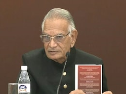 भगवान कृष्ण पर दिए विवादास्पद बयान पर शिवराज पाटिल ने दी सफाई, महात्मा गांधी की हत्या पर पूछे सवाल भगवान कृष्ण पर दिए विवादास्पद बयान पर शिवराज पाटिल ने दी सफाई, महात्मा गांधी की हत्या पर पूछे सवाल